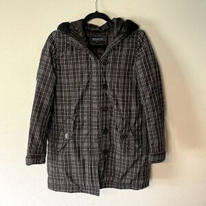 Jones New York Lined Black and White Jacket. Size Petite.